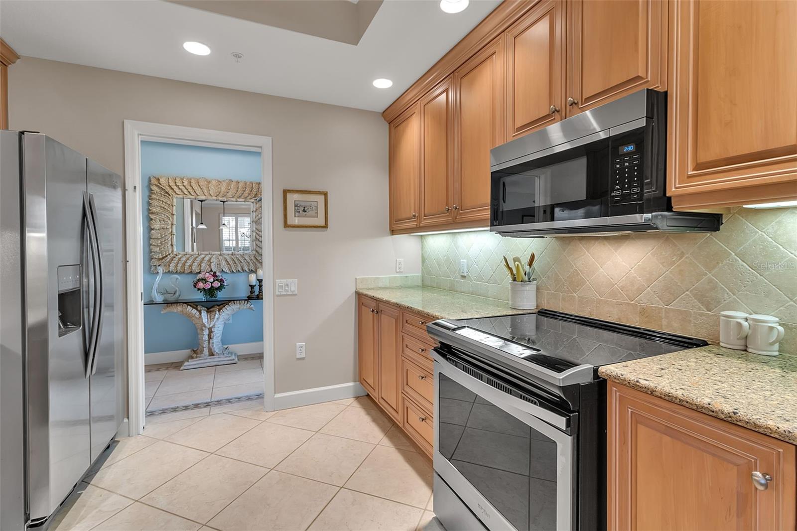 Image 44 of 99 For 5211 Parisienne Place 101b27