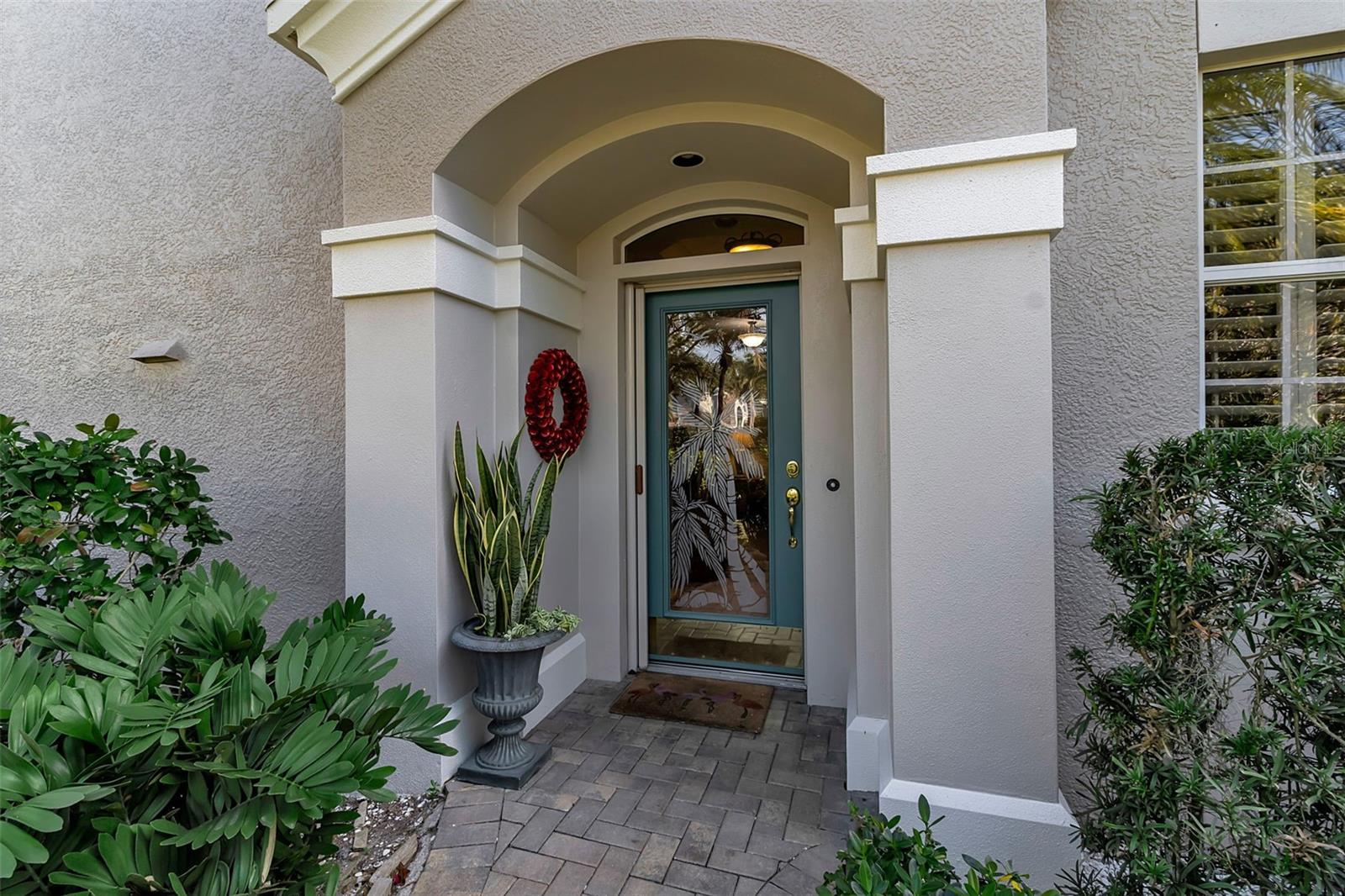 Image 6 of 99 For 5211 Parisienne Place 101b27