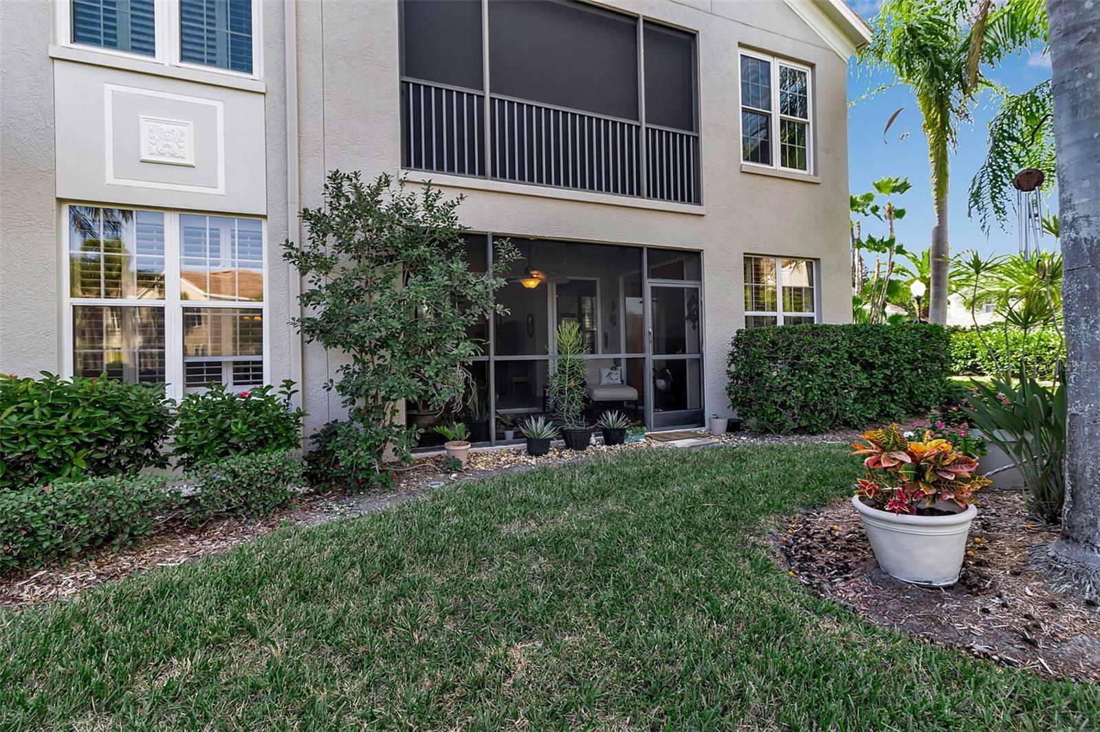 Image 62 of 99 For 5211 Parisienne Place 101b27