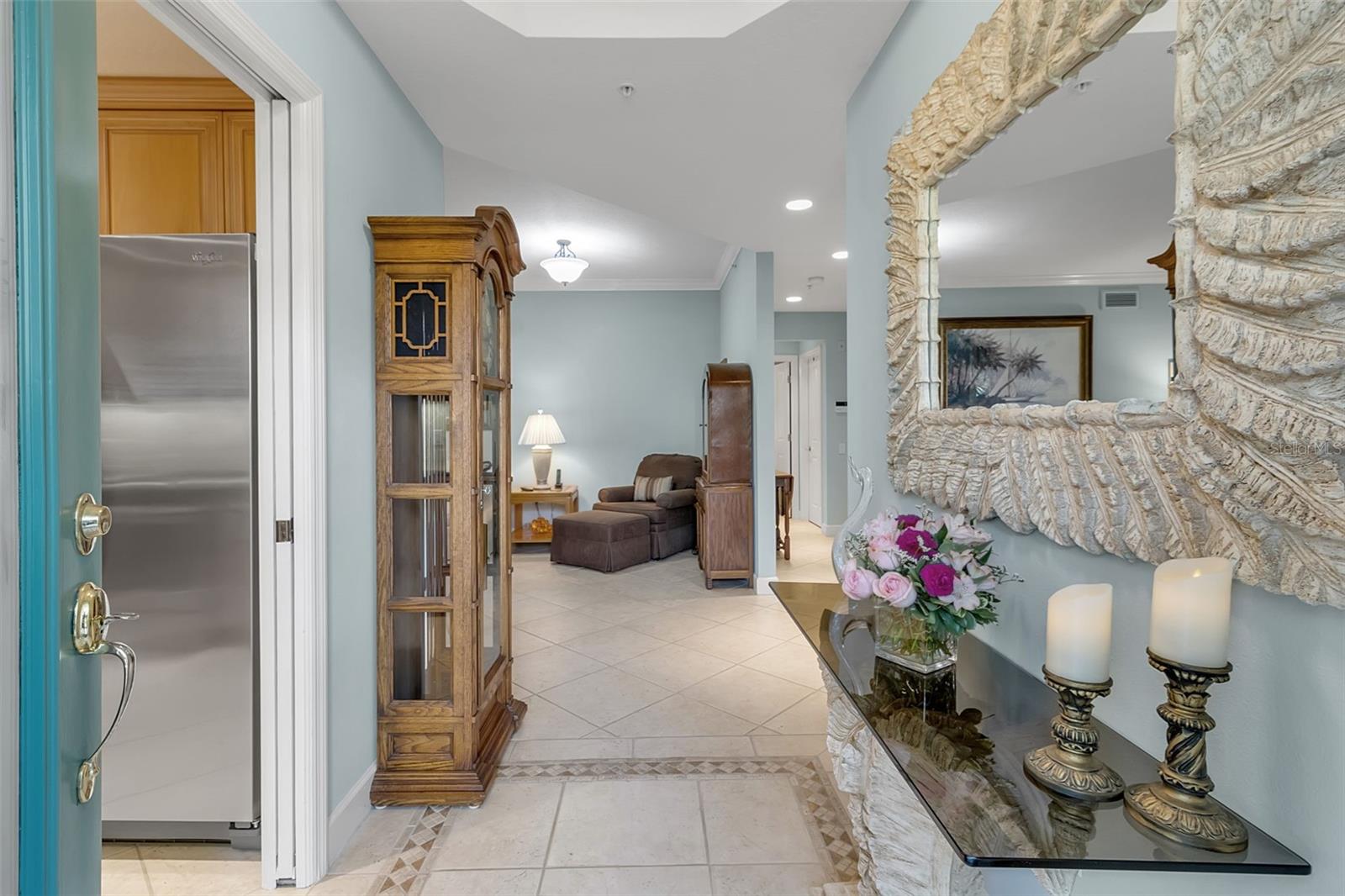 Image 8 of 99 For 5211 Parisienne Place 101b27