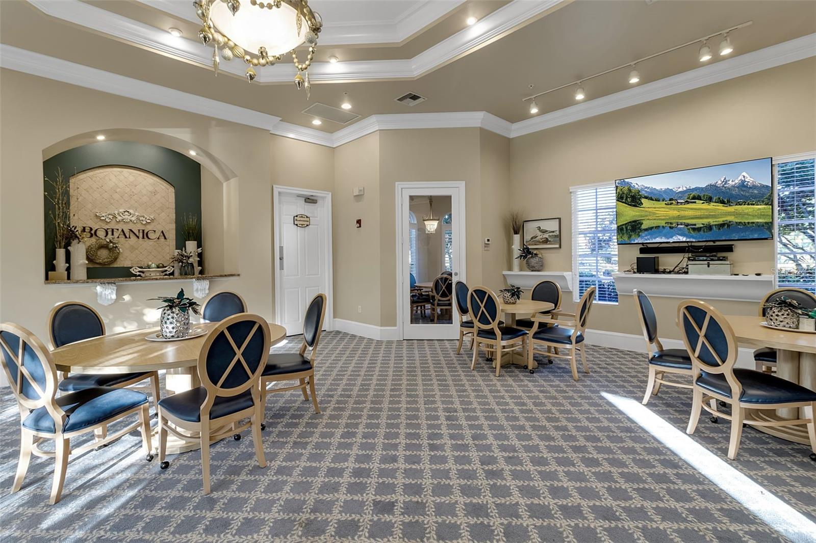 Image 95 of 99 For 5211 Parisienne Place 101b27