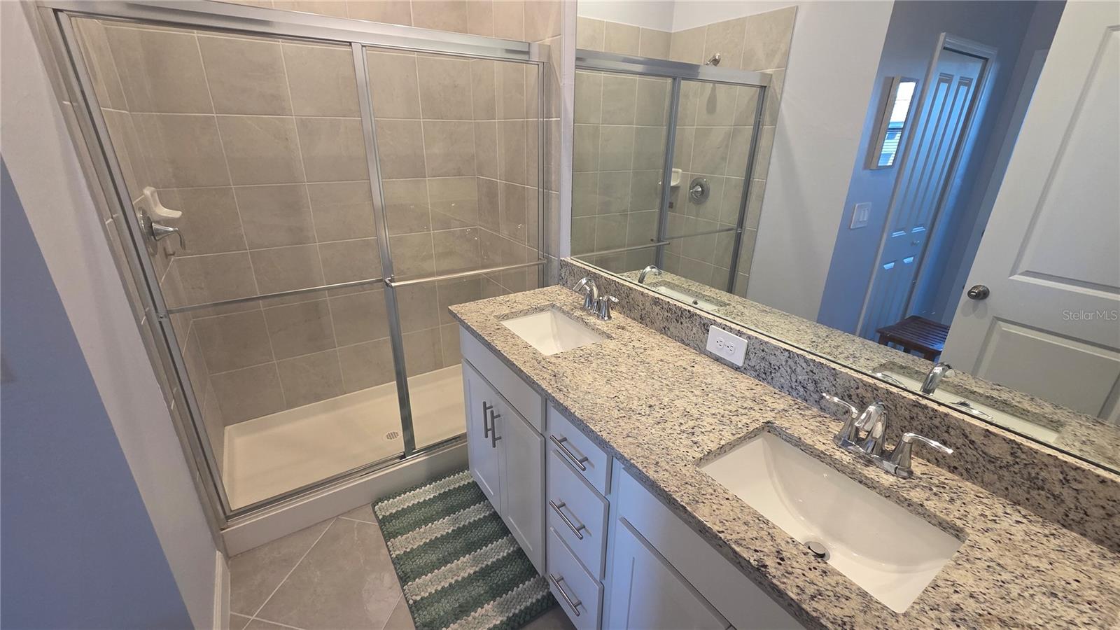 Image 18 of 33 For 15035 Sunny Day Drive