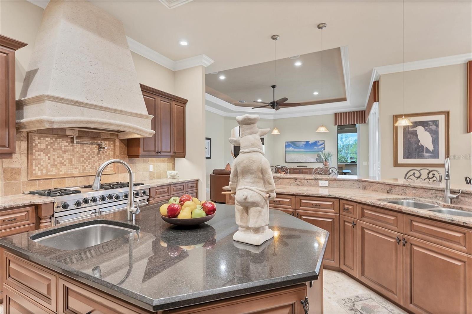 Image 28 of 92 For 7007 Portmarnock Place