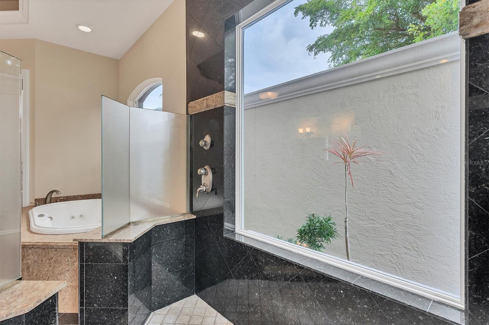 Image 40 of 92 For 7007 Portmarnock Place