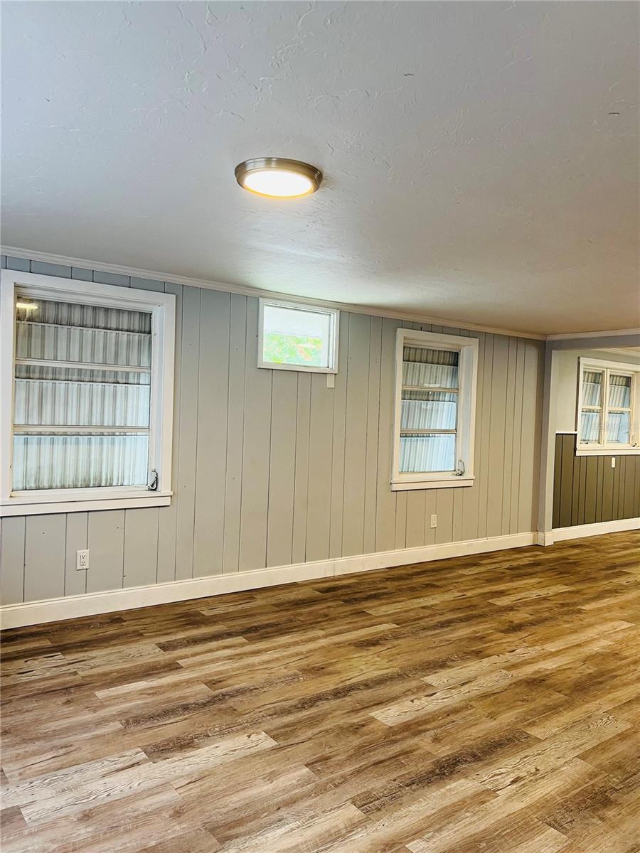 Image 25 of 32 For 501 25th Avenue W