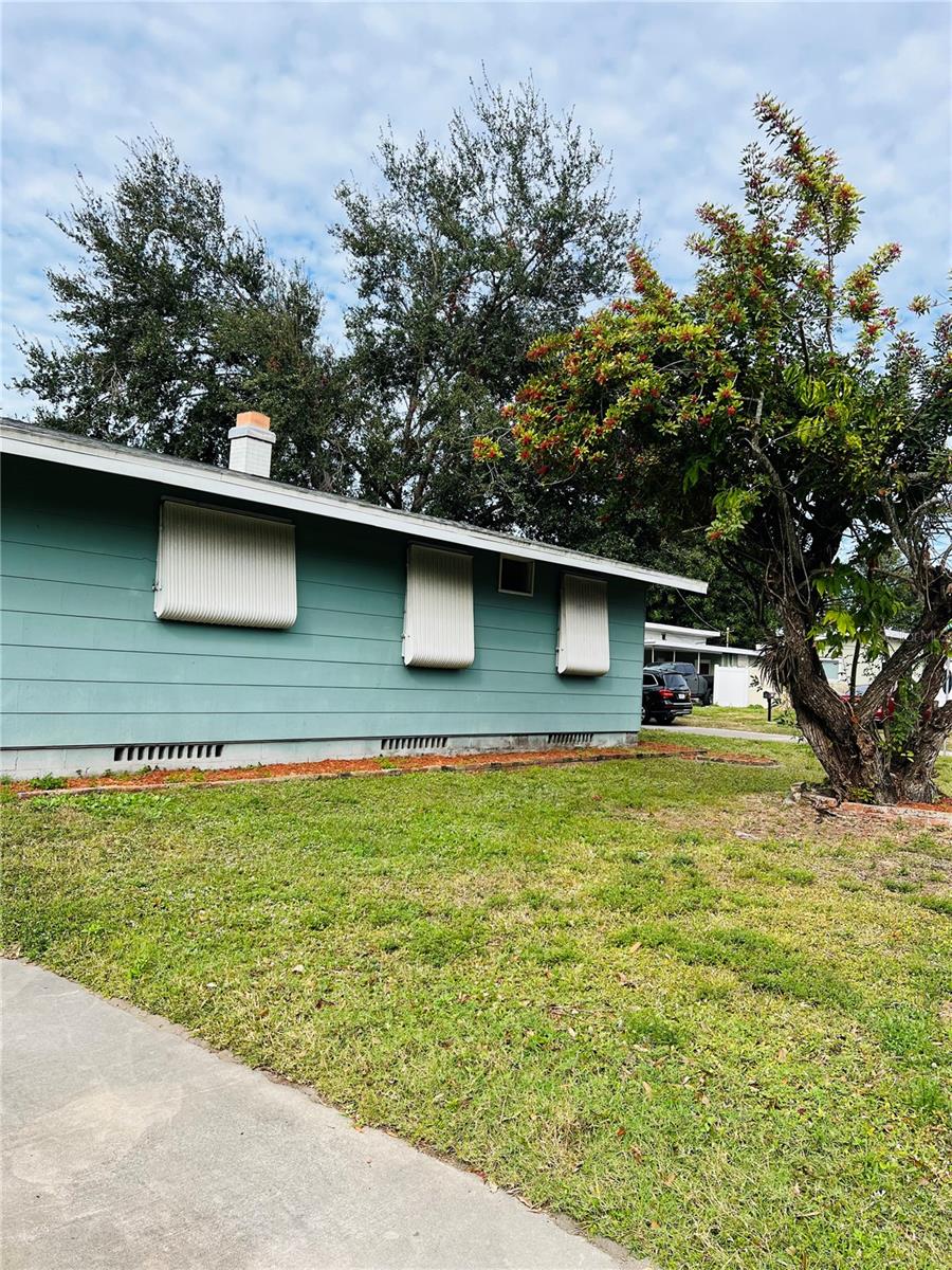 Image 29 of 32 For 501 25th Avenue W