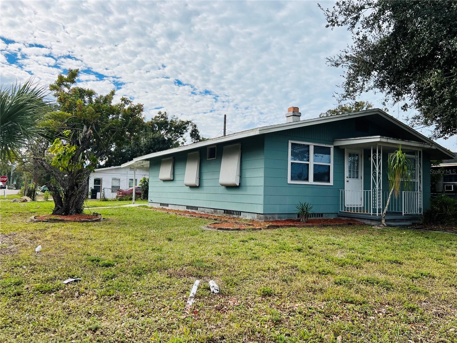 Image 31 of 32 For 501 25th Avenue W