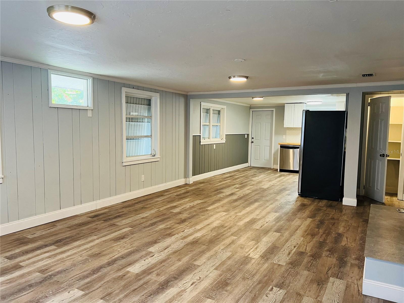 Image 6 of 32 For 501 25th Avenue W