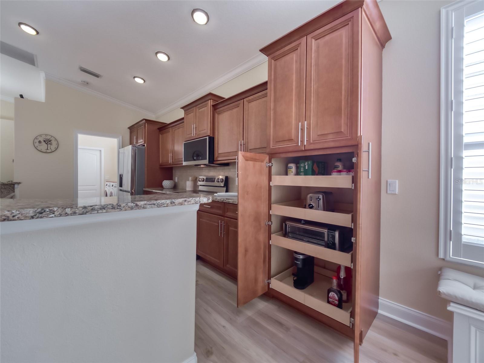 Image 18 of 78 For 8408 Whispering Woods Court