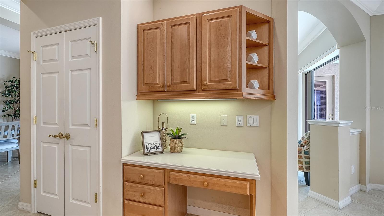 Image 11 of 53 For 522 Luminary Boulevard