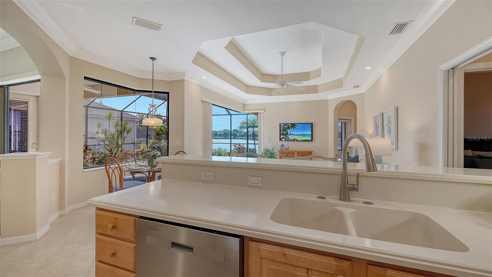 Image 13 of 53 For 522 Luminary Boulevard