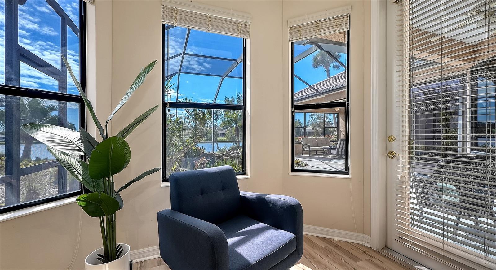 Image 25 of 53 For 522 Luminary Boulevard