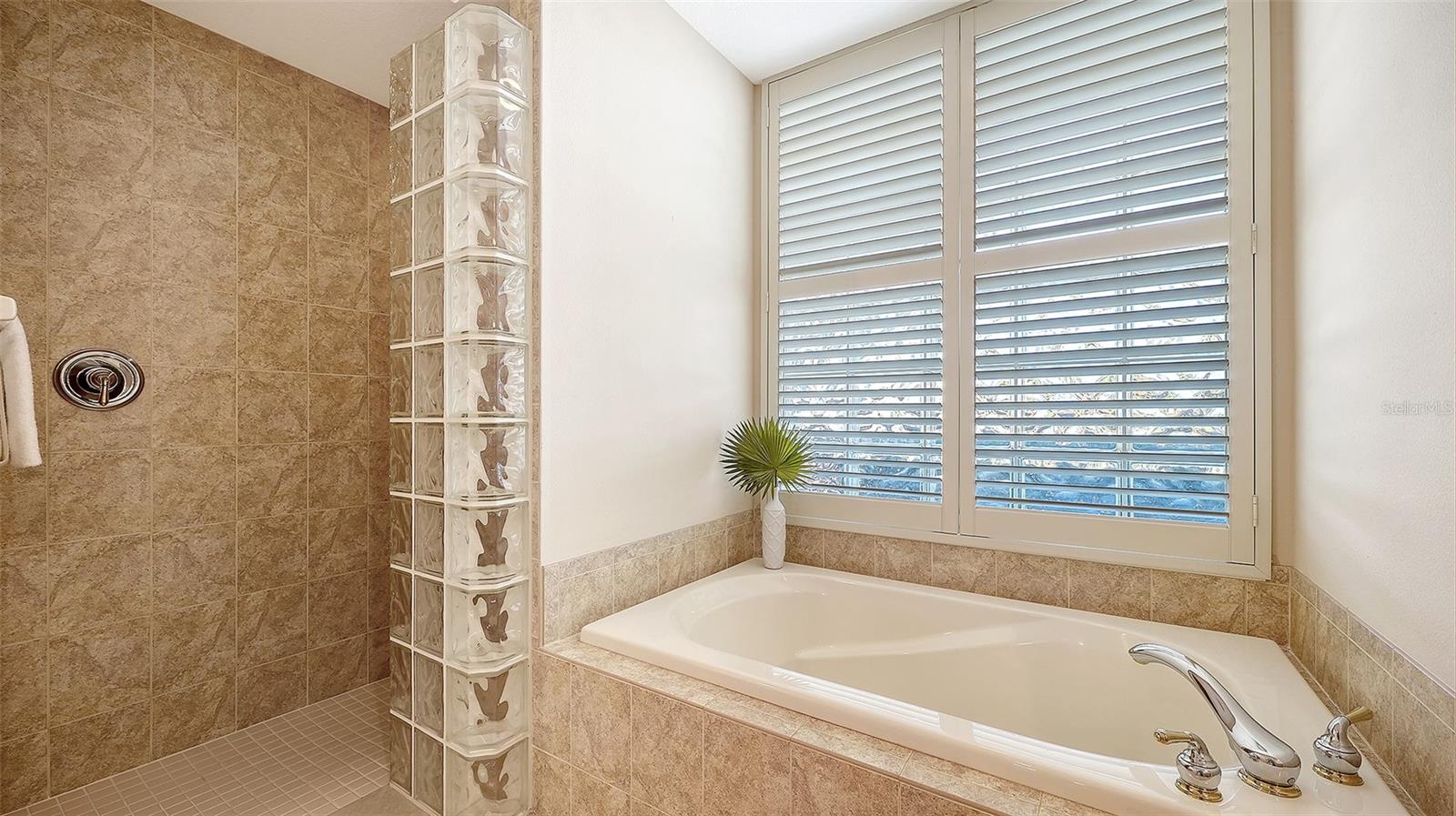 Image 28 of 53 For 522 Luminary Boulevard