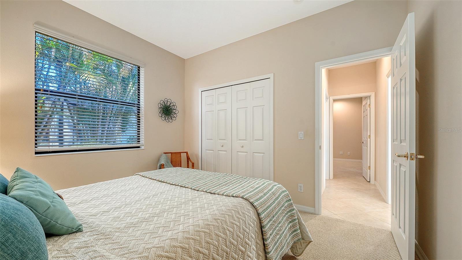 Image 32 of 53 For 522 Luminary Boulevard