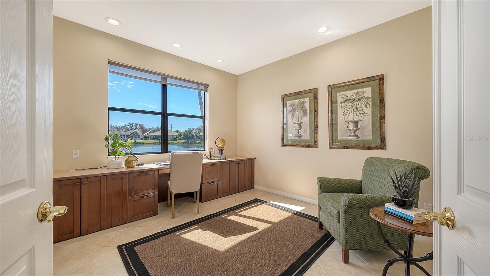 Image 37 of 53 For 522 Luminary Boulevard