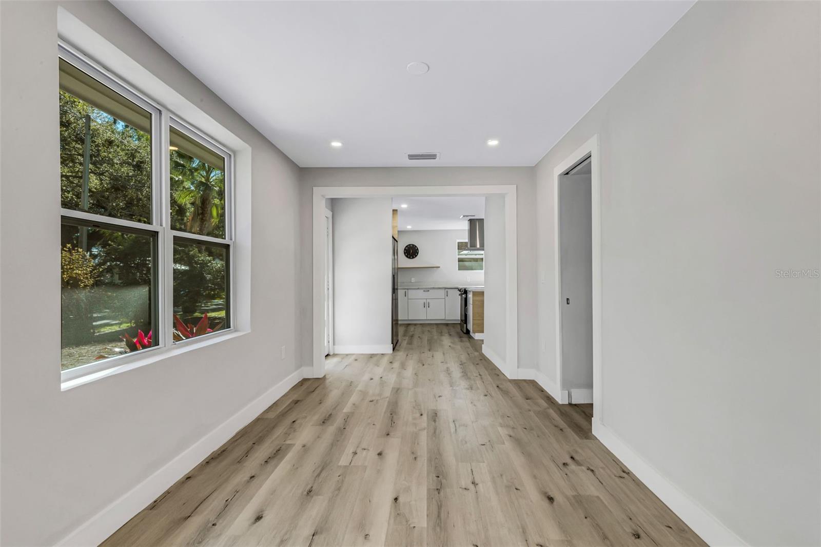 Image 20 of 56 For 218 32nd Street W