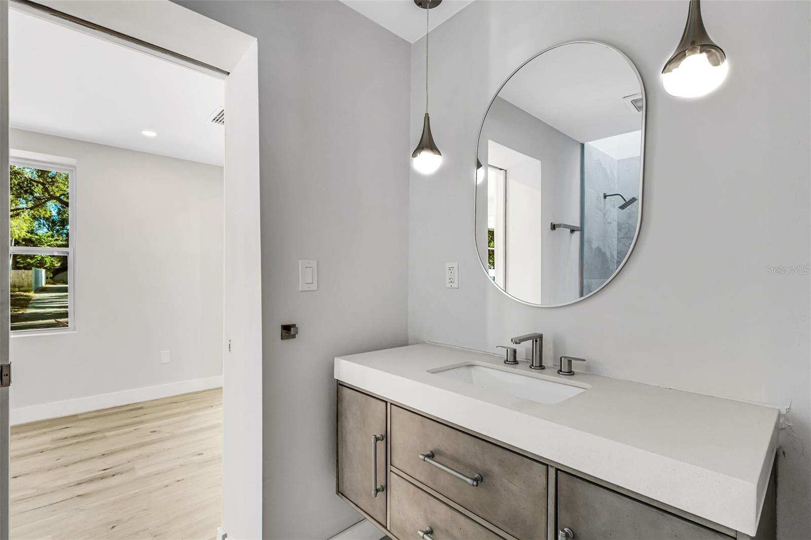 Image 32 of 56 For 218 32nd Street W