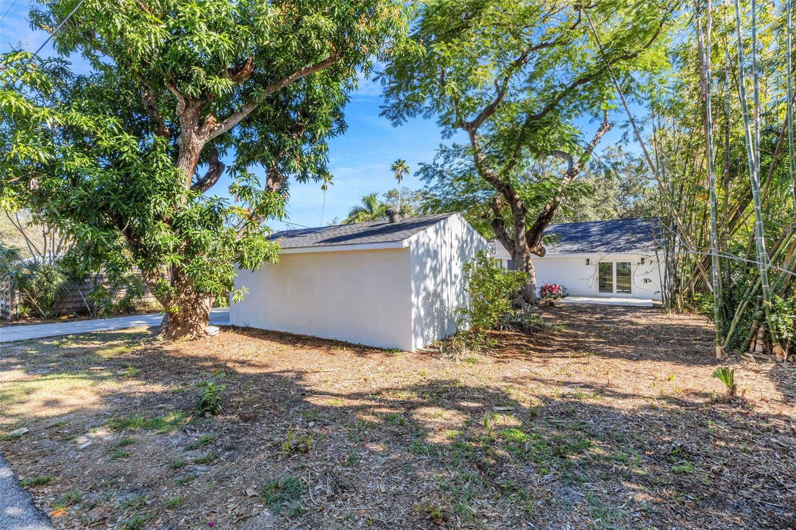 Image 44 of 56 For 218 32nd Street W