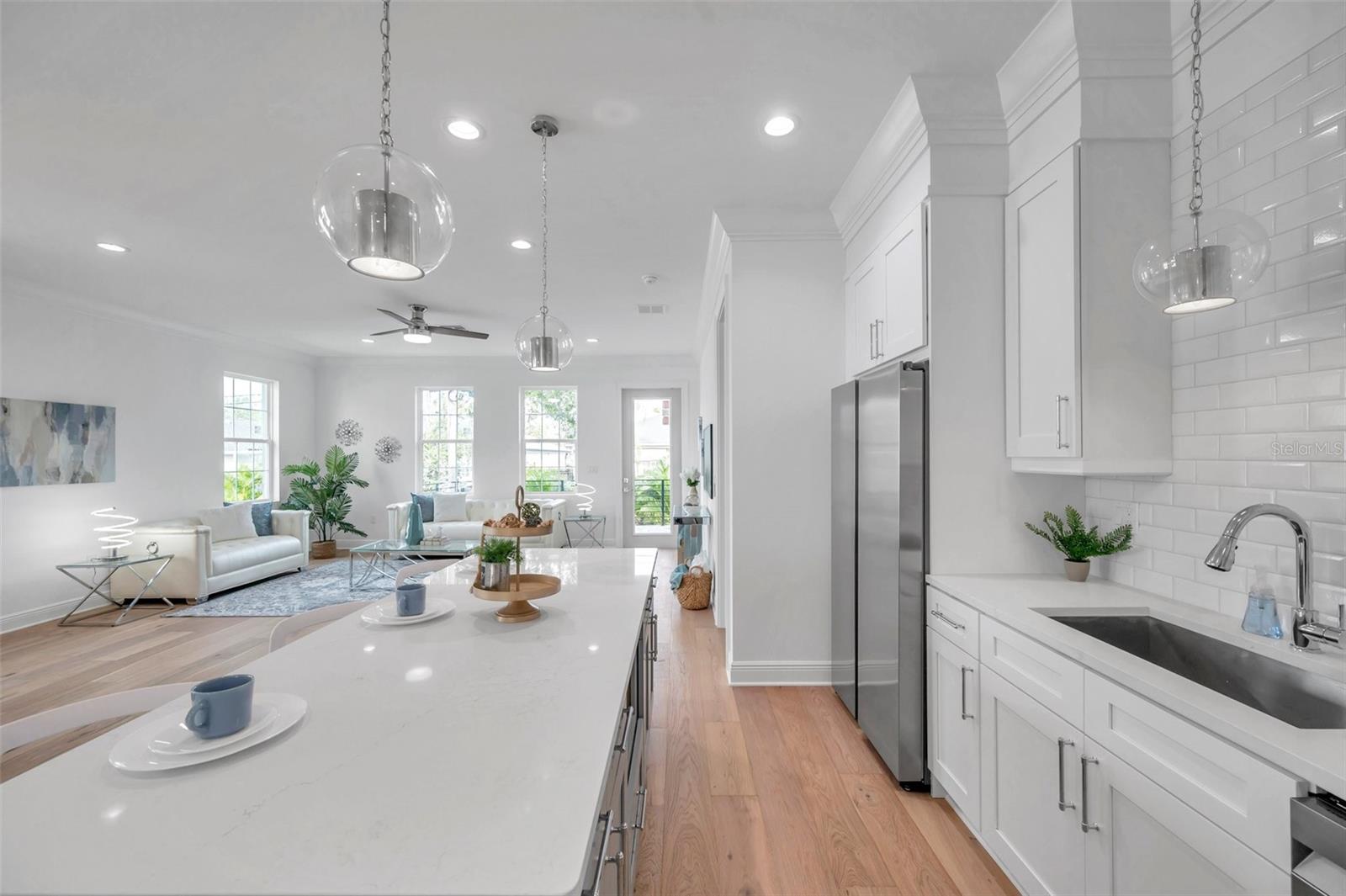 Image 17 of 80 For 2369 Bahia Vista Street