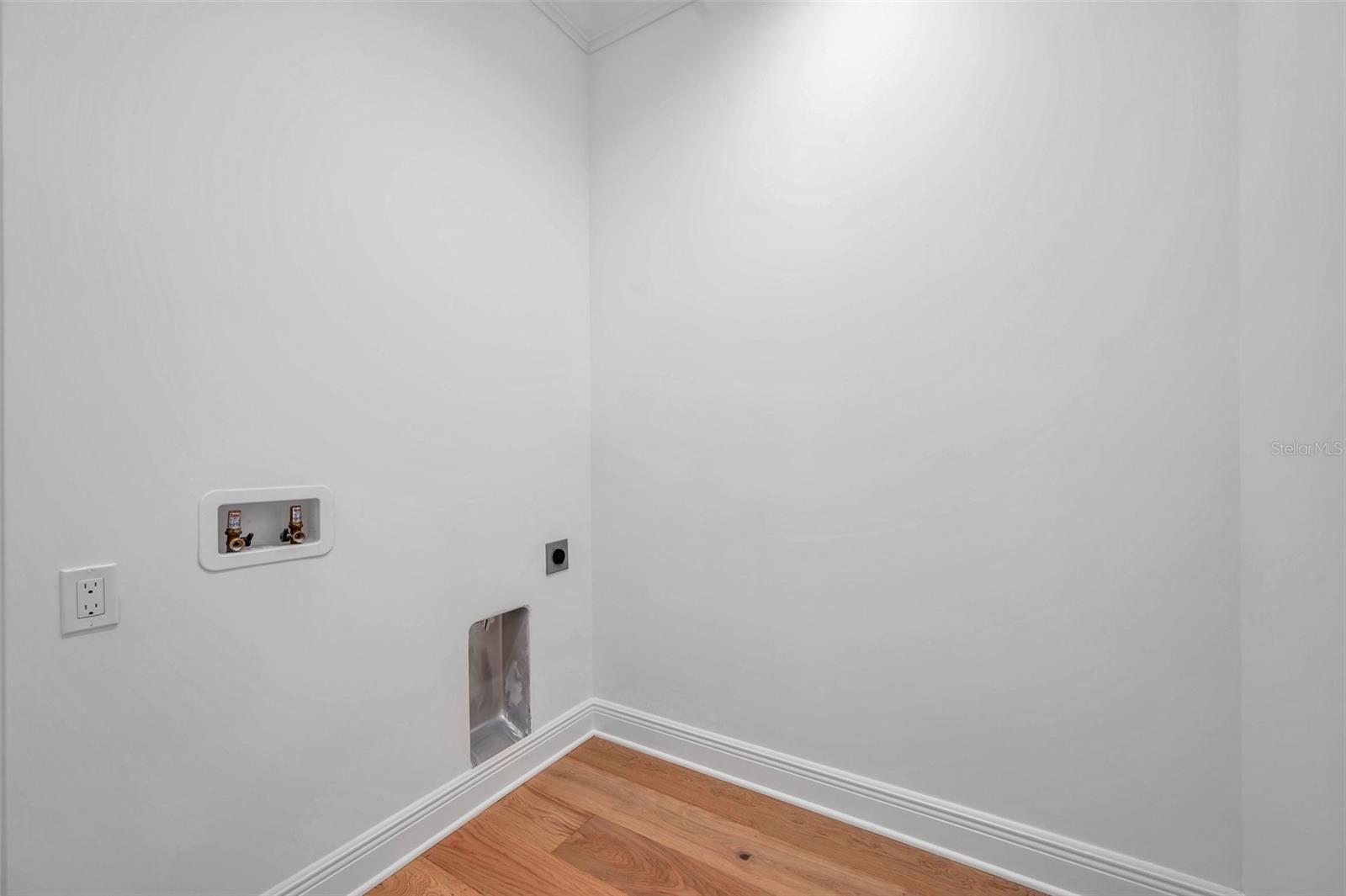 Image 30 of 80 For 2369 Bahia Vista Street