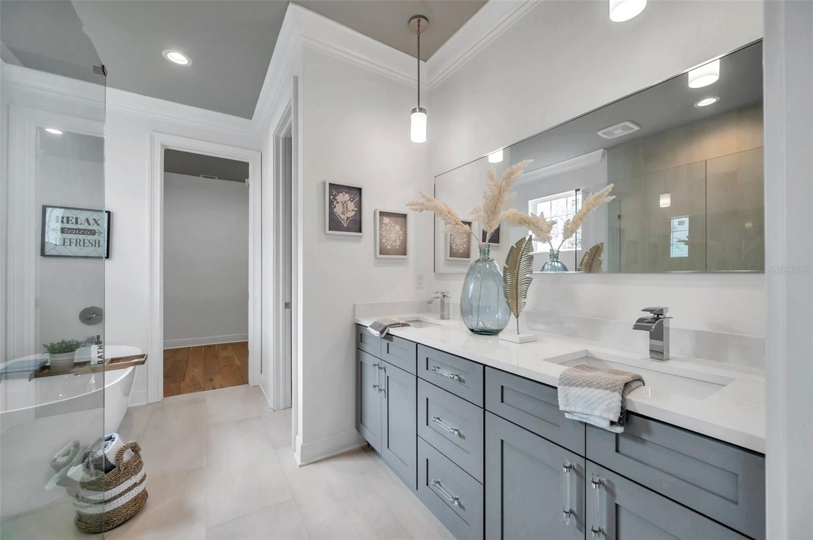 Image 52 of 80 For 2369 Bahia Vista Street