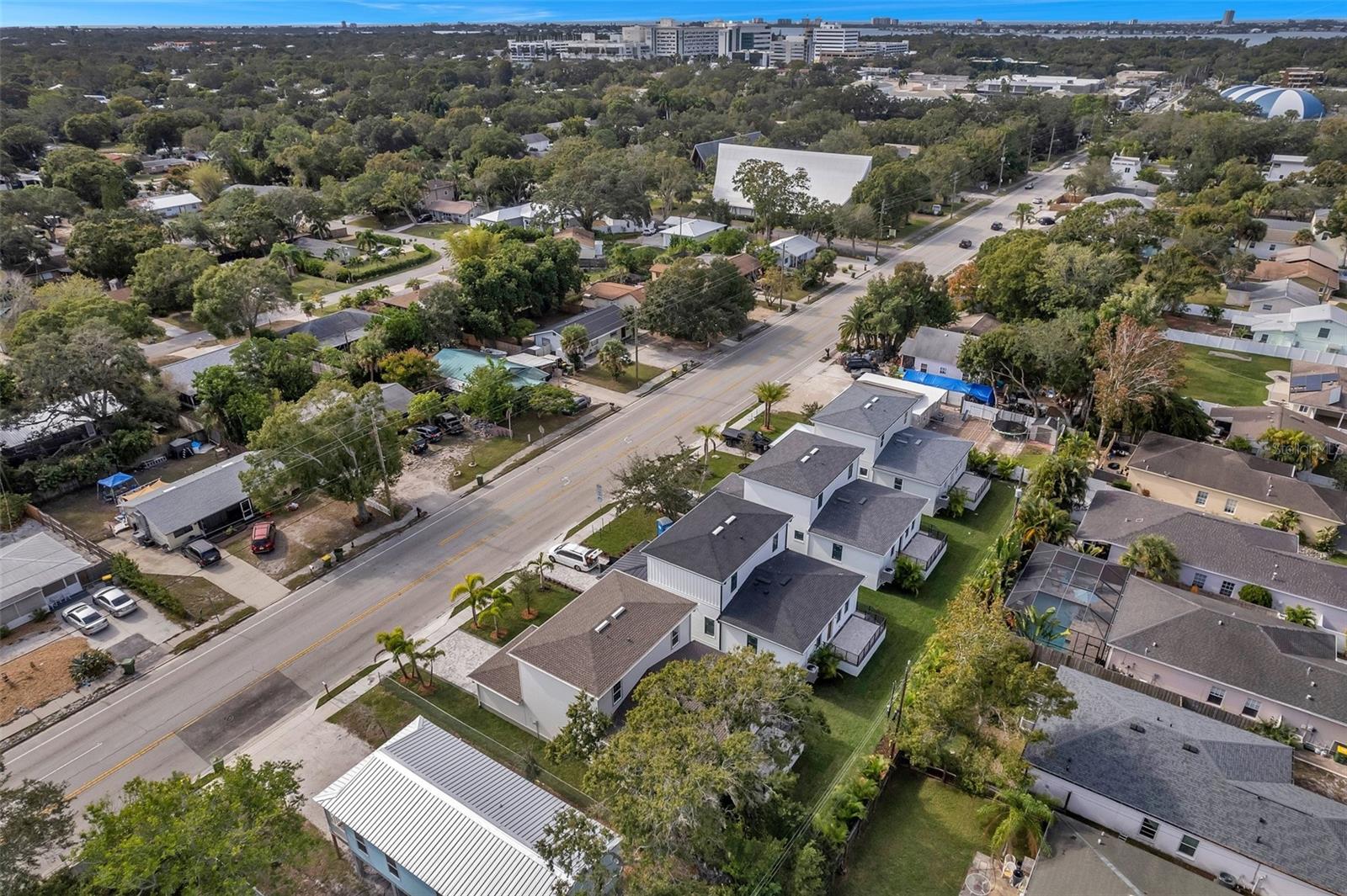 Image 70 of 80 For 2369 Bahia Vista Street