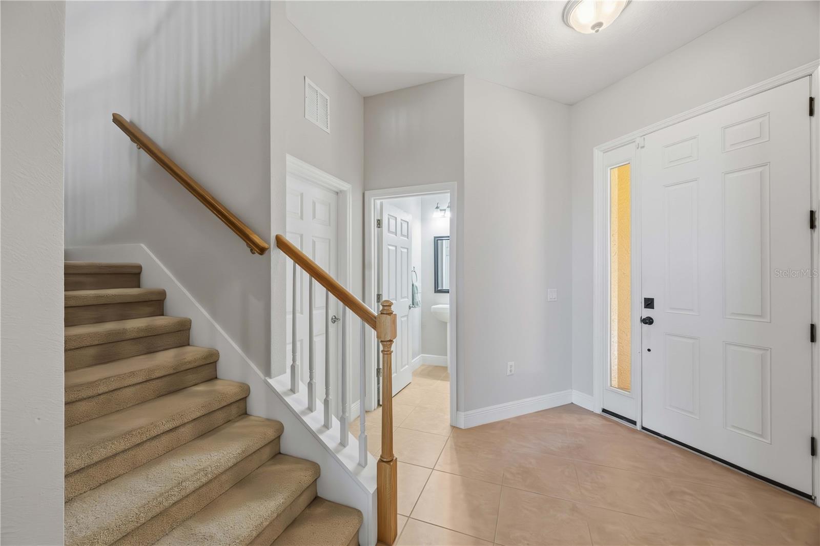 Image 20 of 72 For 8364 Miramar Way 23