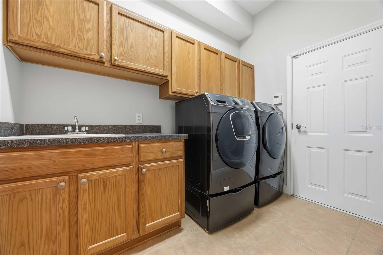 Image 22 of 72 For 8364 Miramar Way 23