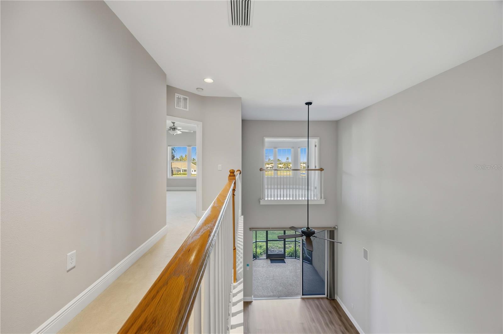 Image 32 of 72 For 8364 Miramar Way 23