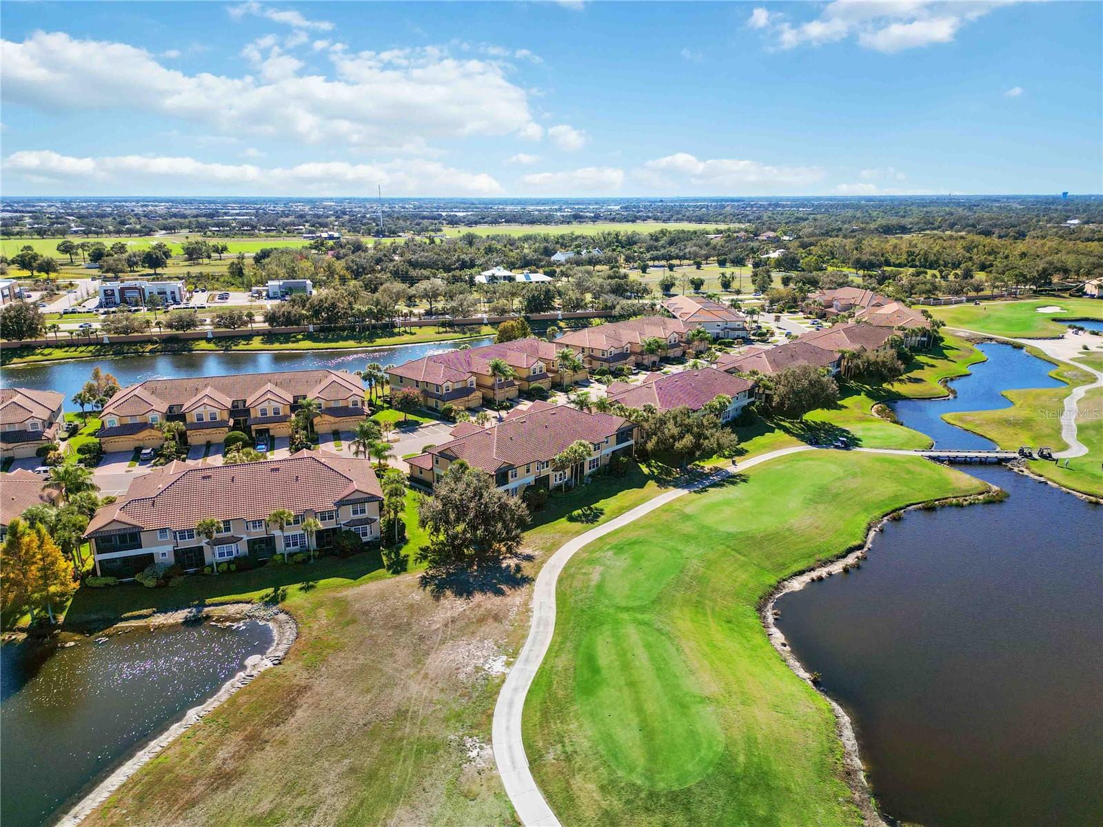 Image 51 of 72 For 8364 Miramar Way 23