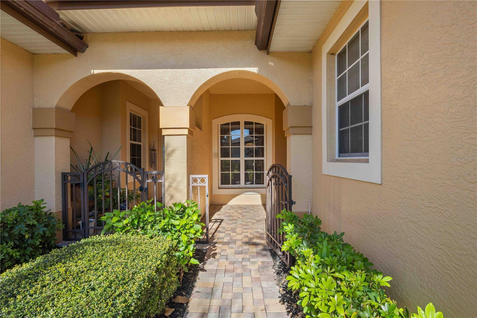 Image 6 of 72 For 8364 Miramar Way 23