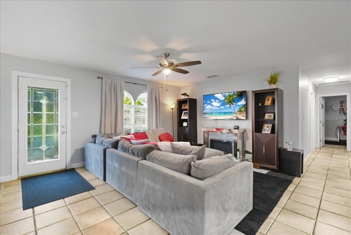 Image 5 of 44 For 2801 San Isidro Street