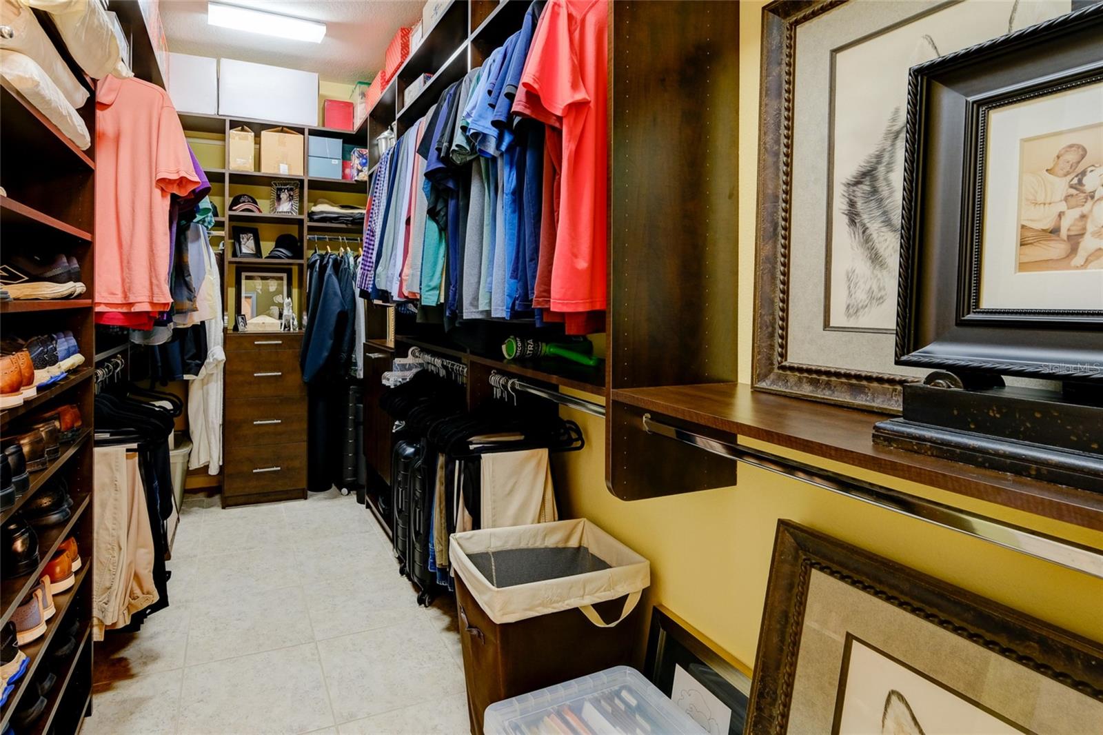 Image 38 of 57 For 3681 Divot Lane