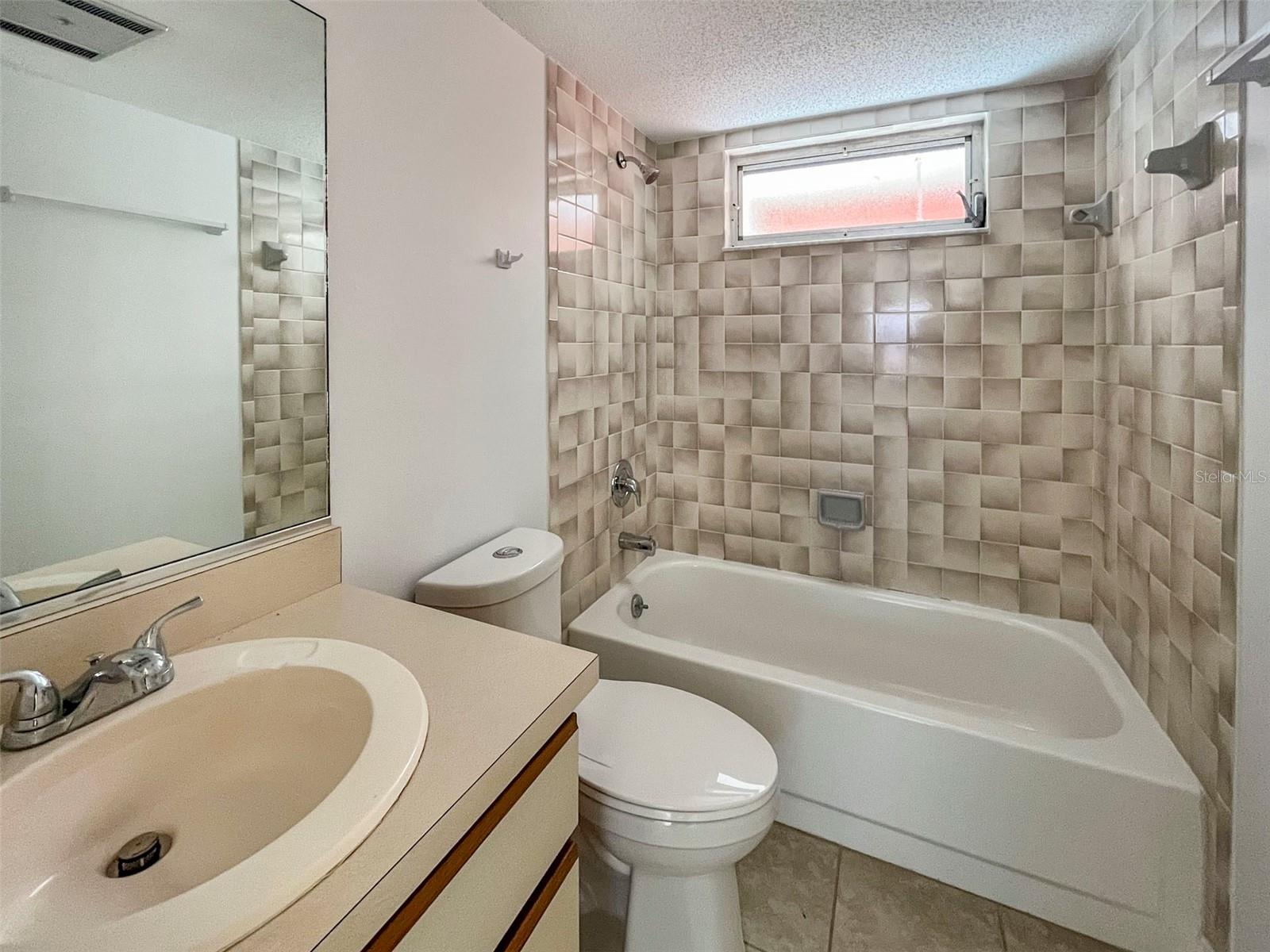 Image 12 of 18 For 3957 Proctor Road