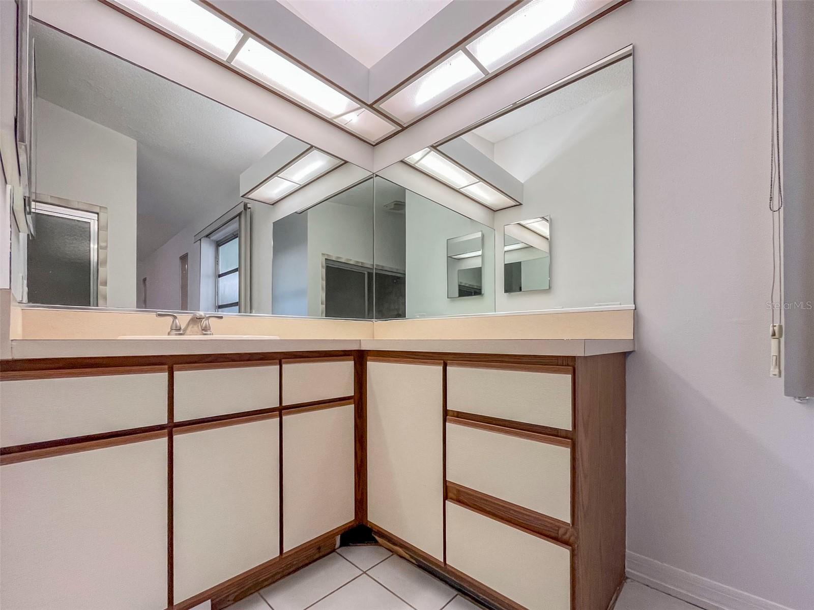 Image 8 of 18 For 3957 Proctor Road