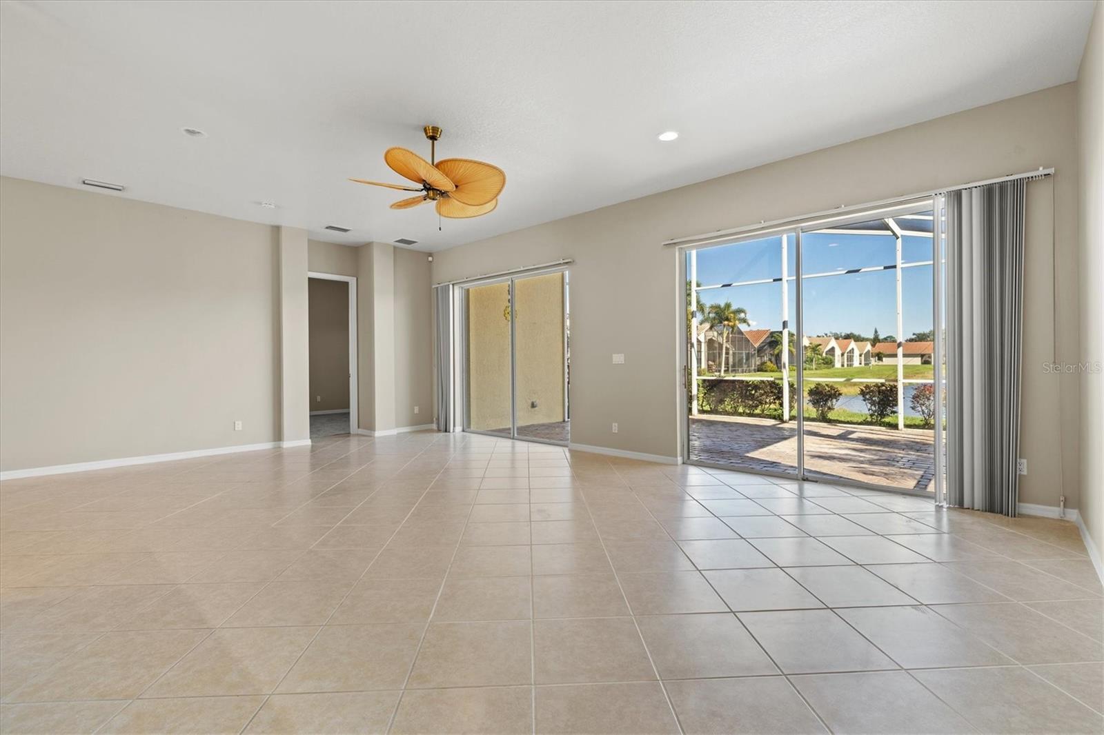 Image 17 of 70 For 6511 43rd Court E