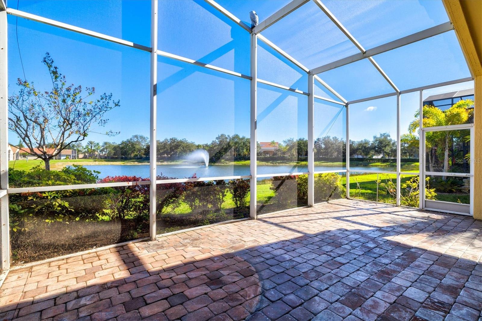 Image 37 of 70 For 6511 43rd Court E