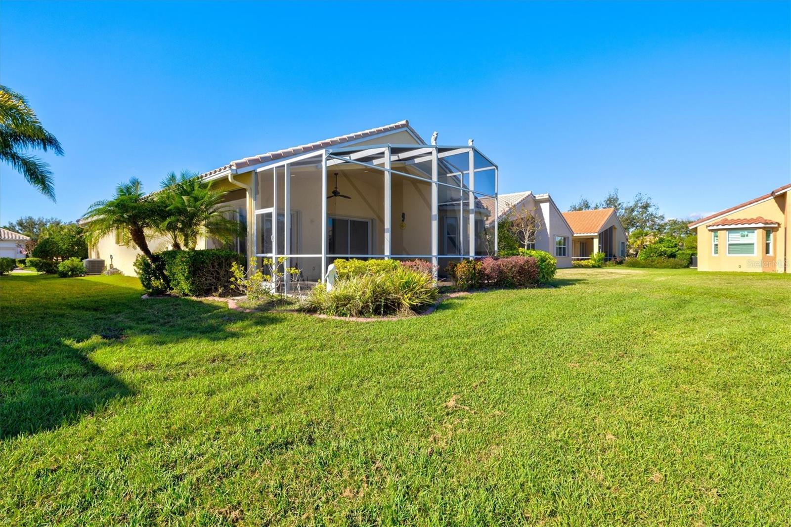 Image 41 of 70 For 6511 43rd Court E