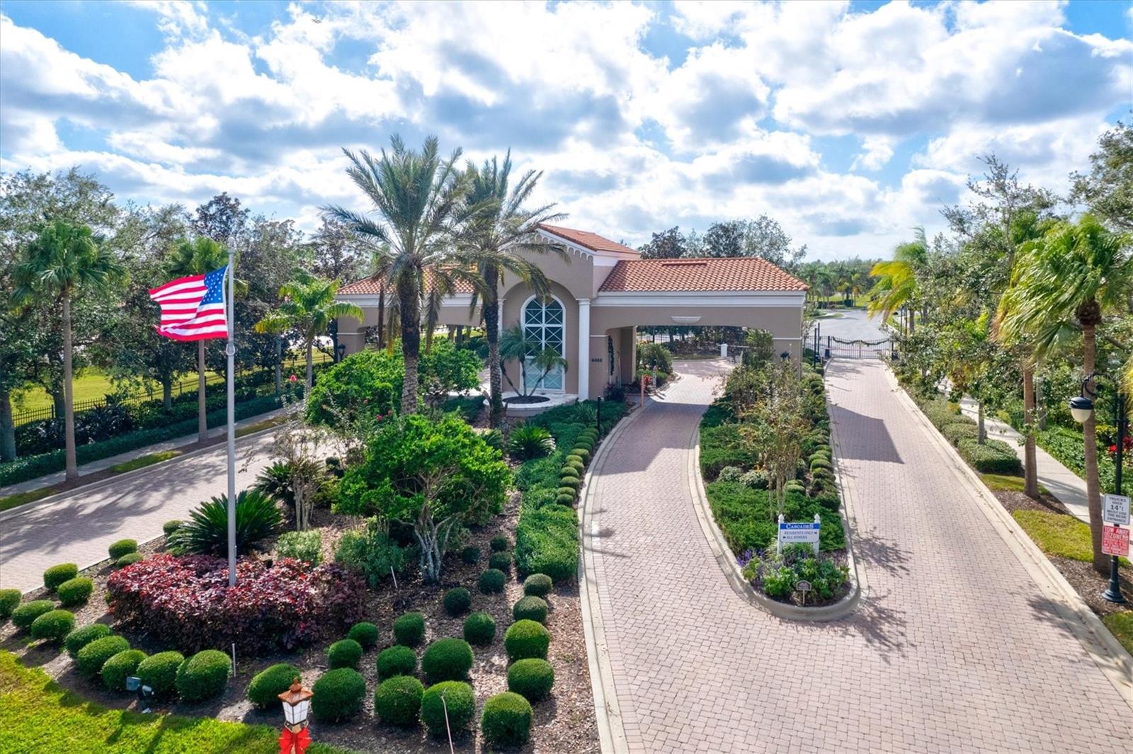 Image 50 of 70 For 6511 43rd Court E