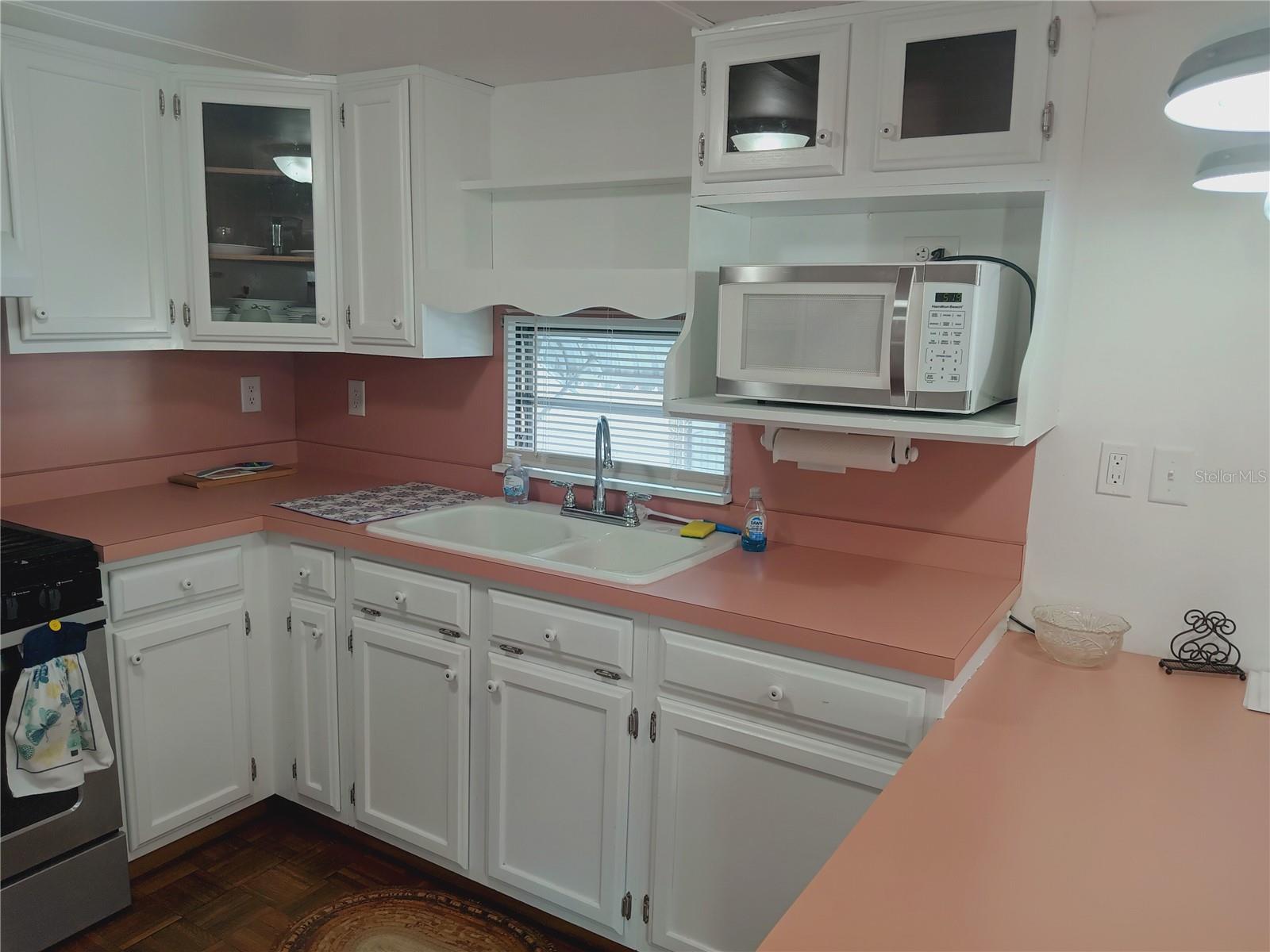 Image 13 of 81 For 1735 Old Elm Street