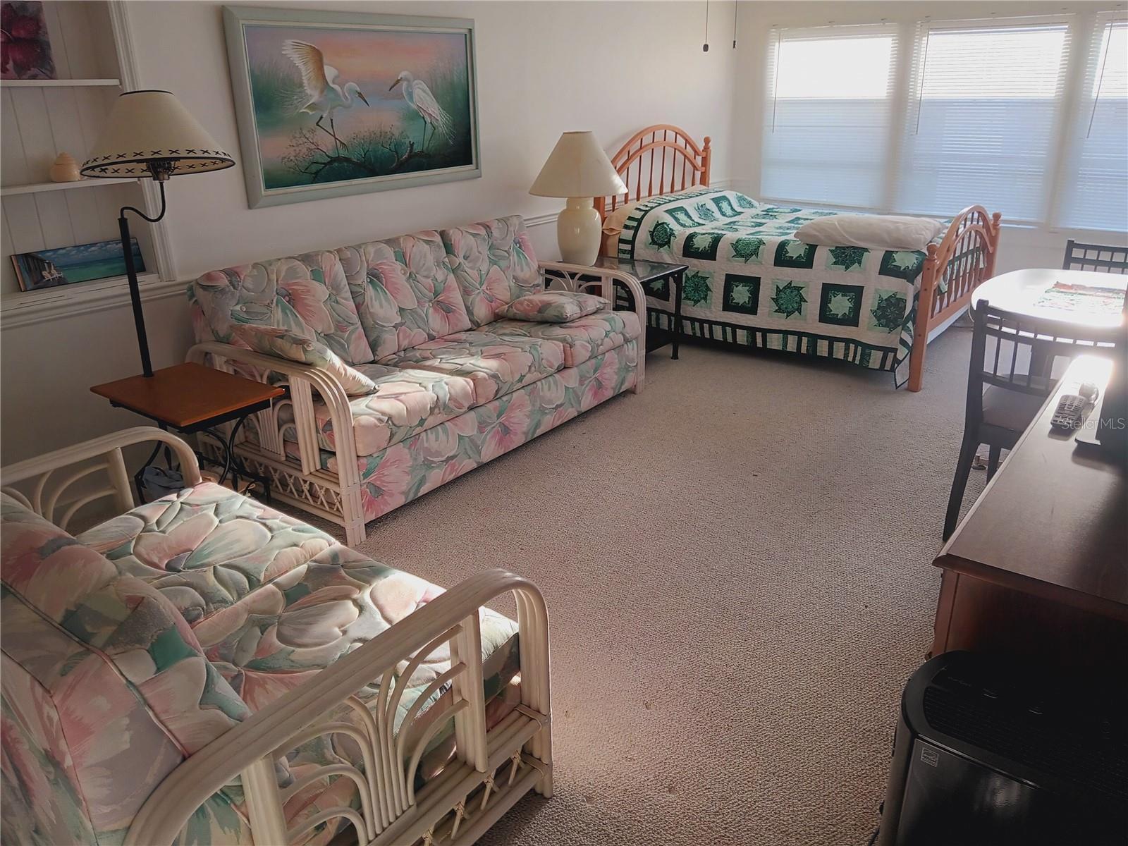 Image 23 of 81 For 1735 Old Elm Street