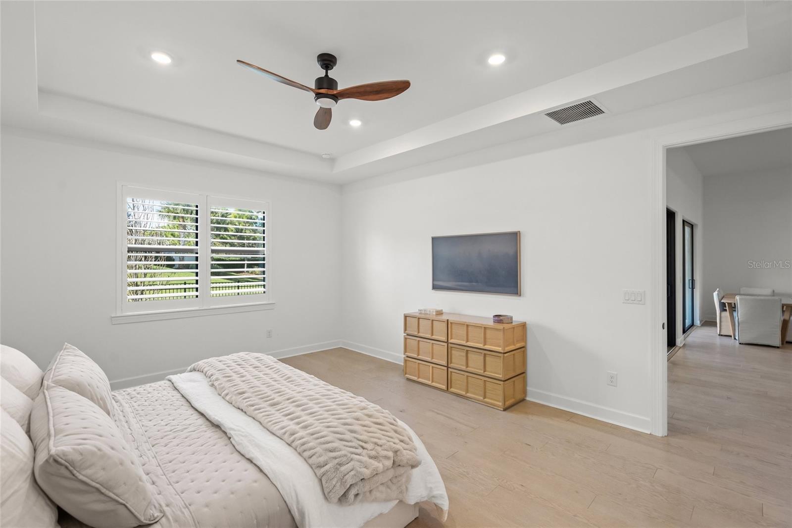 Image 22 of 68 For 7765 Grande Shores Drive