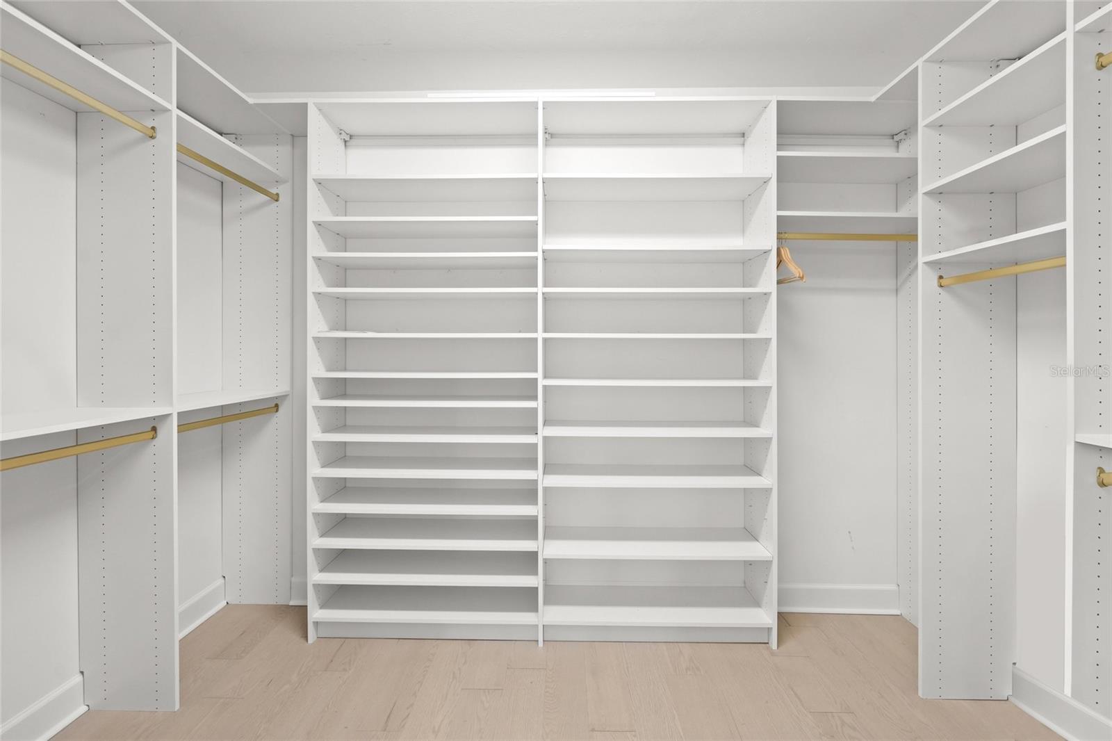 Image 32 of 68 For 7765 Grande Shores Drive