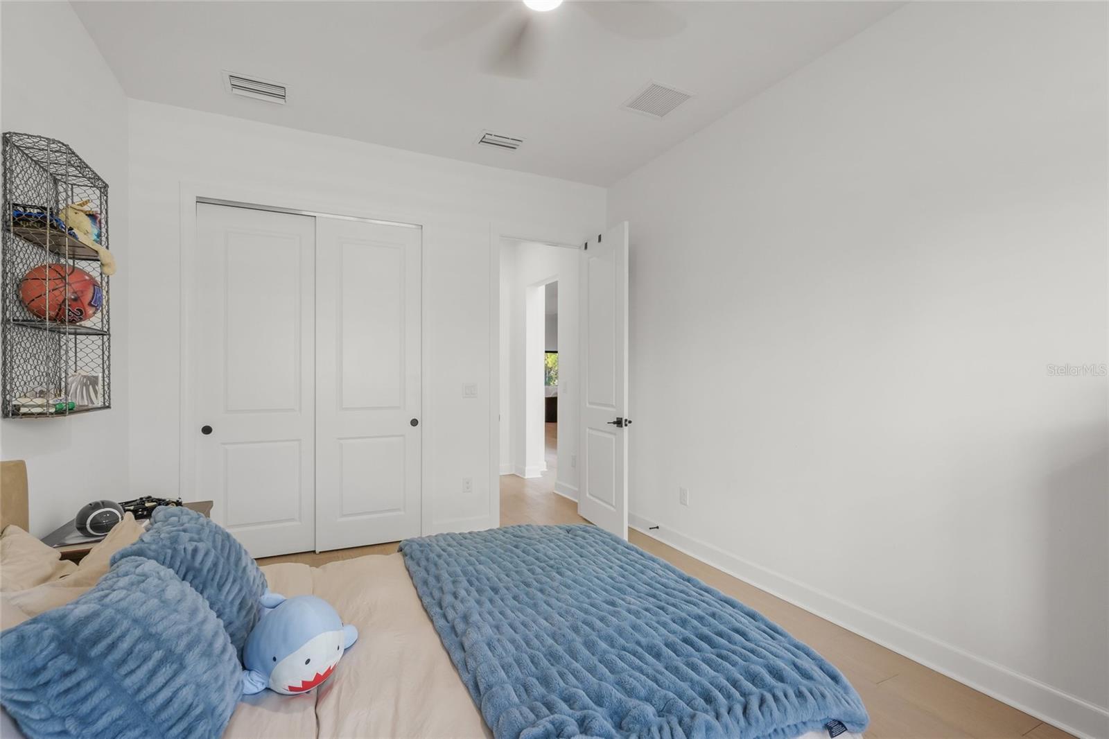 Image 34 of 68 For 7765 Grande Shores Drive