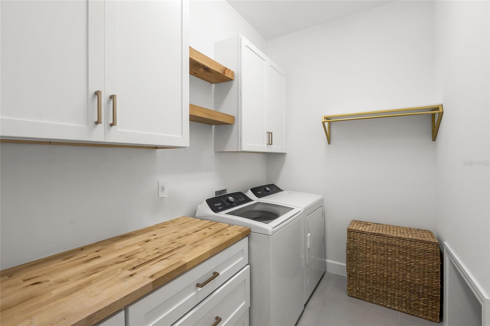 Image 54 of 68 For 7765 Grande Shores Drive