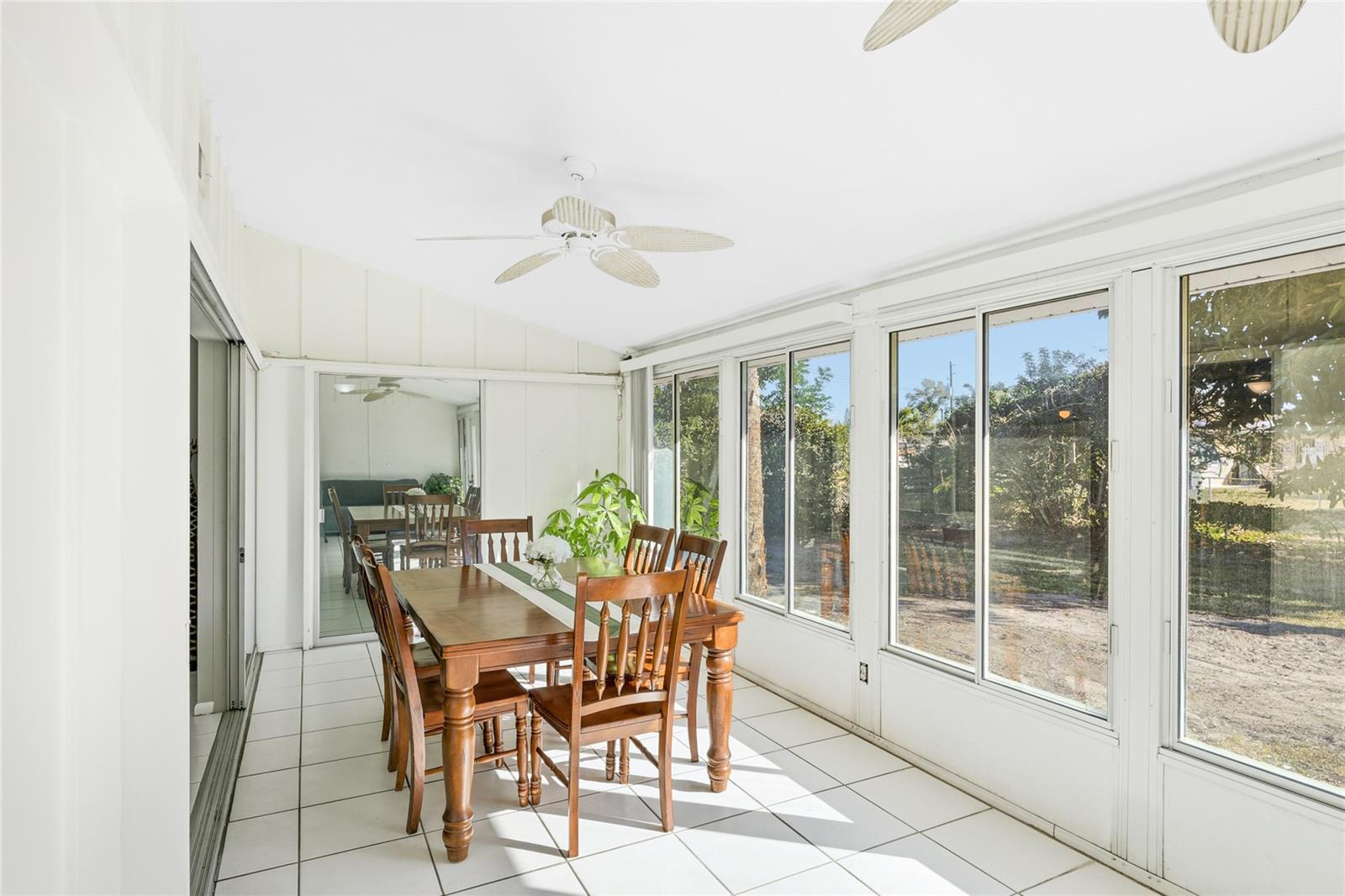 Image 16 of 34 For 4110 Winthrop Street