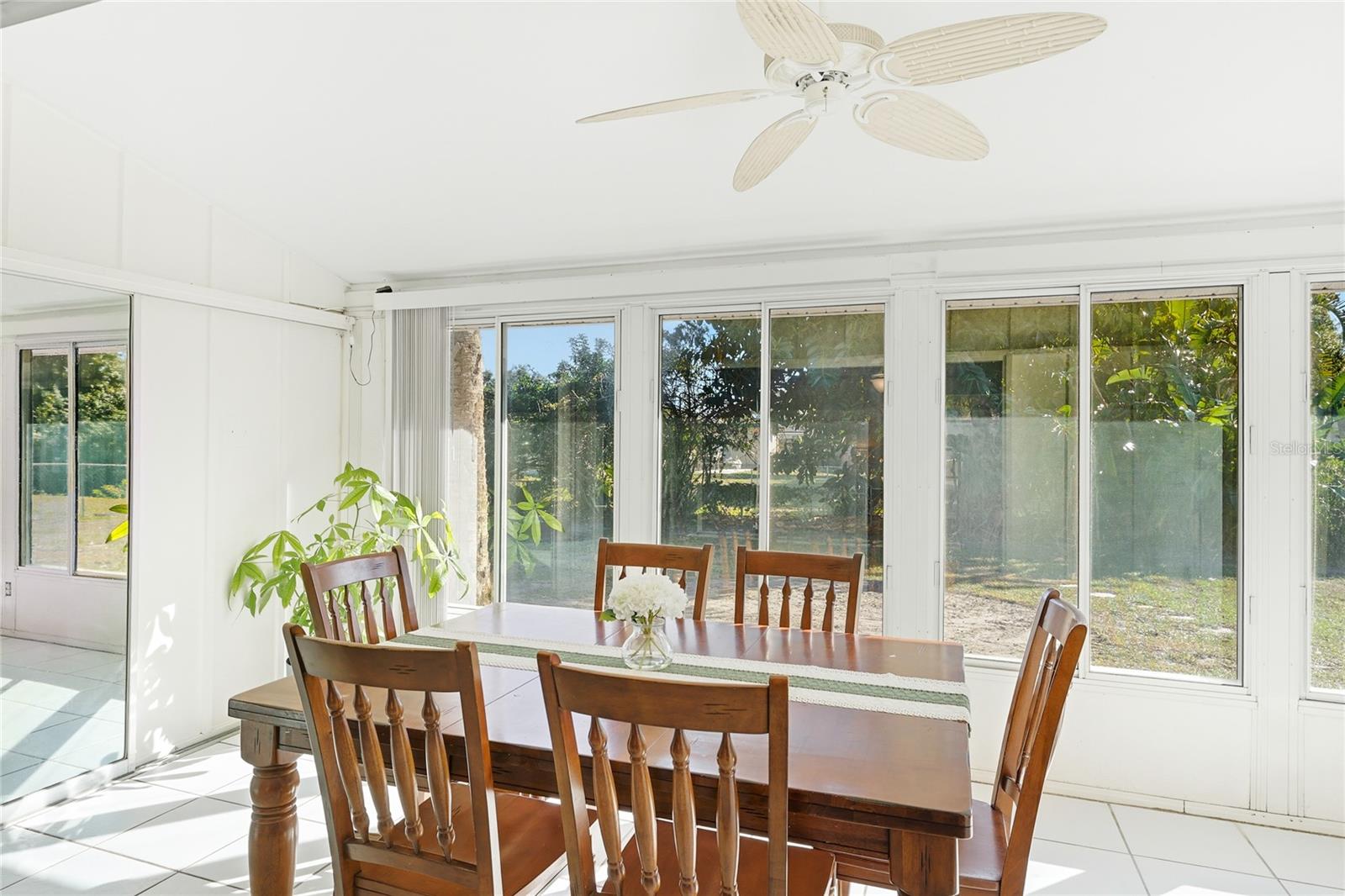 Image 18 of 34 For 4110 Winthrop Street