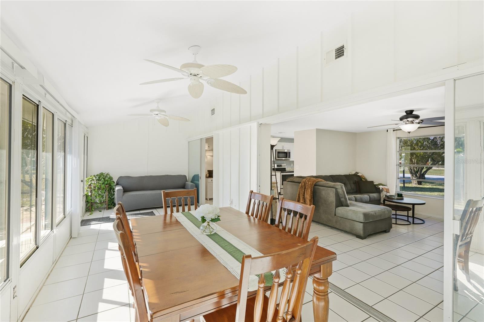 Image 20 of 34 For 4110 Winthrop Street