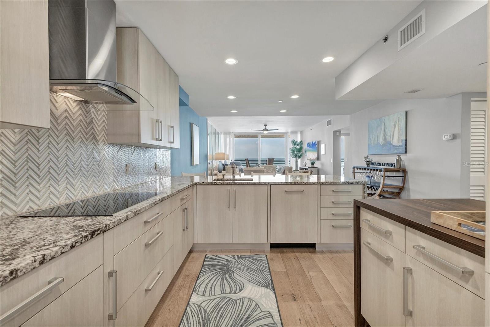 Image 20 of 53 For 1145 Gulf Of Mexico Dr Unit  603