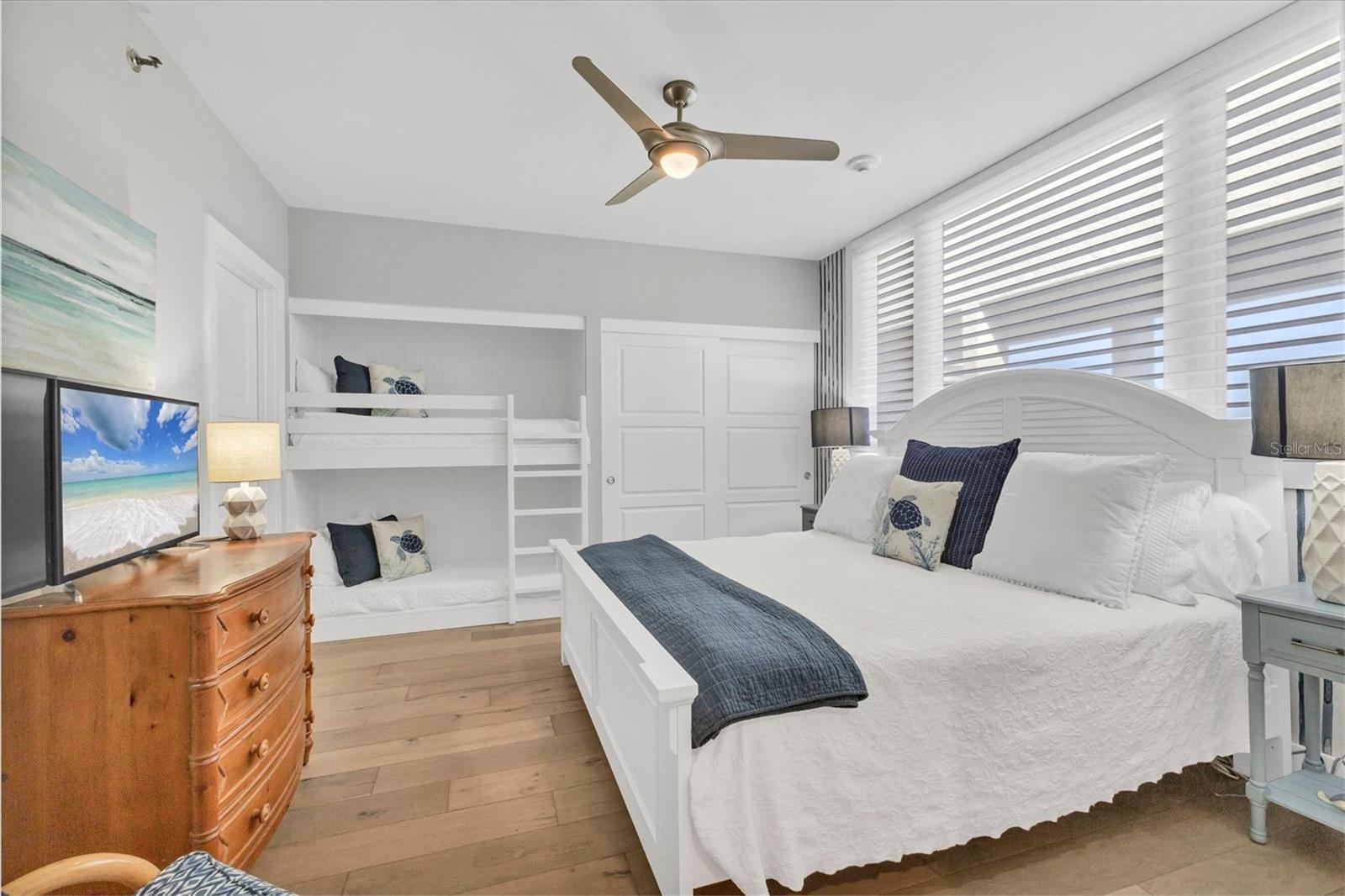 Image 30 of 53 For 1145 Gulf Of Mexico Dr Unit  603